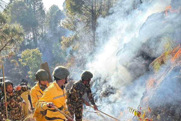 २४ घण्टामा आगलागीका २२ घटना, दुईको मृत्यु
